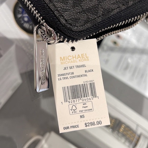 Michael Kors Jet Set Travel Large Travel CONTINENTAL wallet-wristlet-phoneholder - Picture 9 of 16